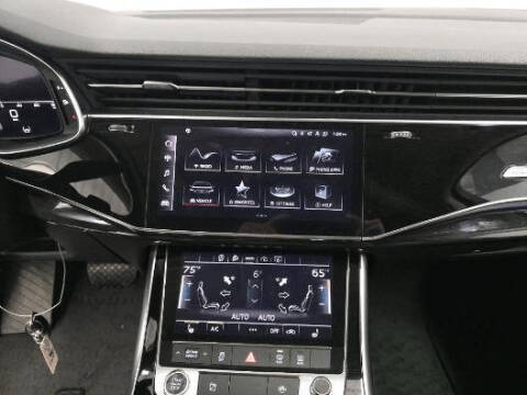 2022 Audi Q7 quattro Premium Plus 55 TFSI