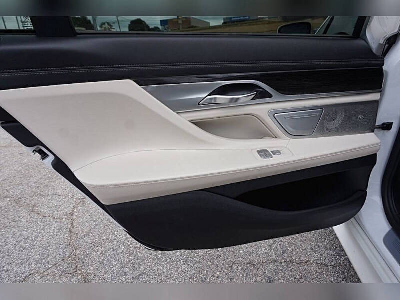 2016 BMW 7 Series 750i xDrive