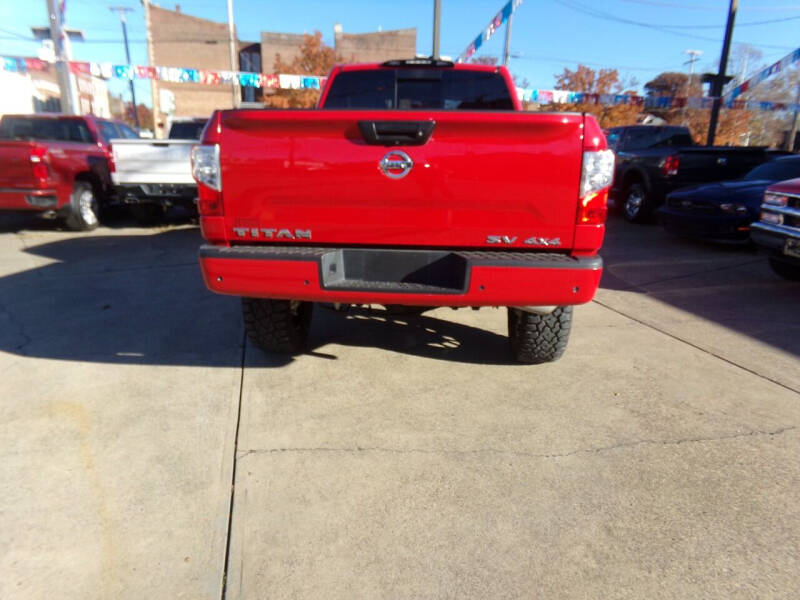 2021 Nissan Titan SV