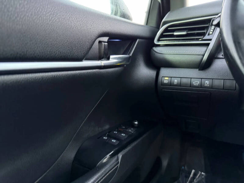 2020 Toyota Camry XSE