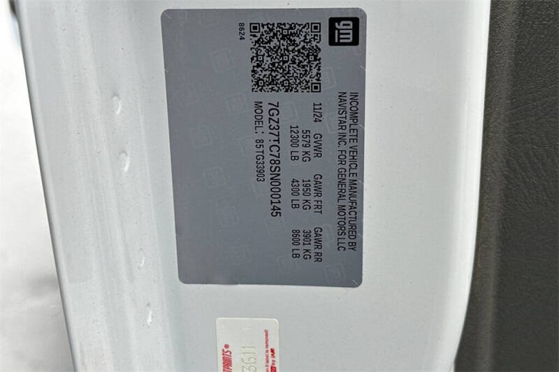 2025 GMC Savana 3500