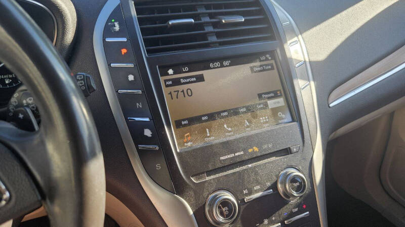 2019 Lincoln MKC Select