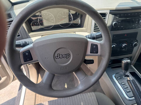 2009 Jeep Grand Cherokee Laredo