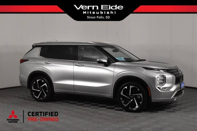 2023 Mitsubishi Outlander SEL