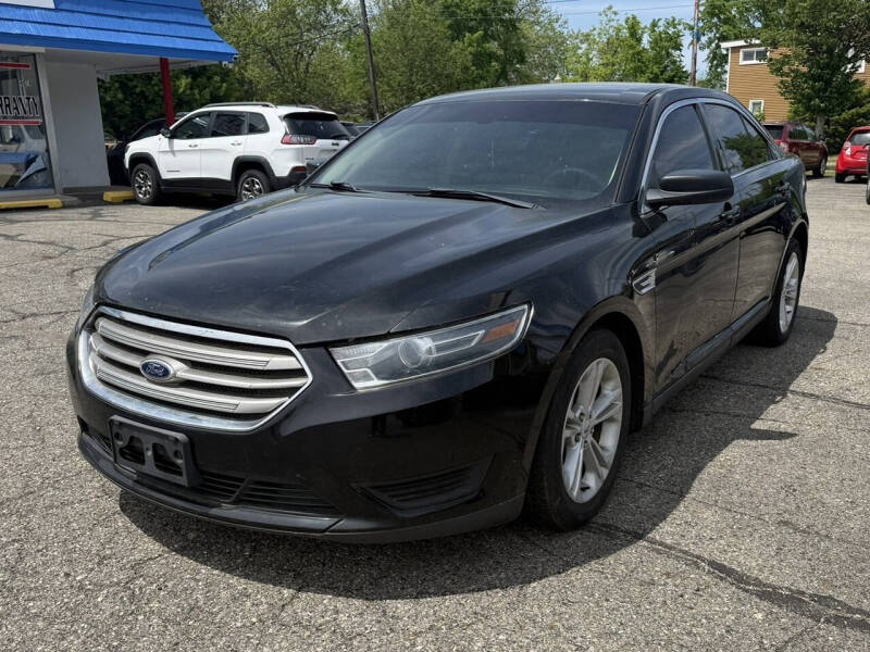 2016 Ford Taurus SE