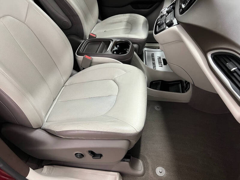 2018 Chrysler Pacifica Touring L