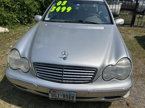 2003 Mercedes-Benz C-Class for sale at SCOTT HARRISON MOTOR CO in Houston TX