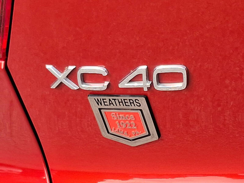 2019 Volvo XC40 T5 Momentum