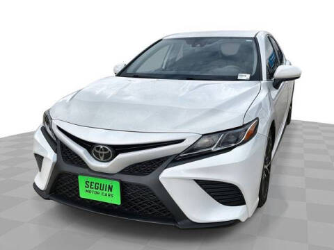 2020 Toyota Camry SE