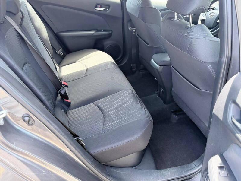 2016 Toyota Prius Two