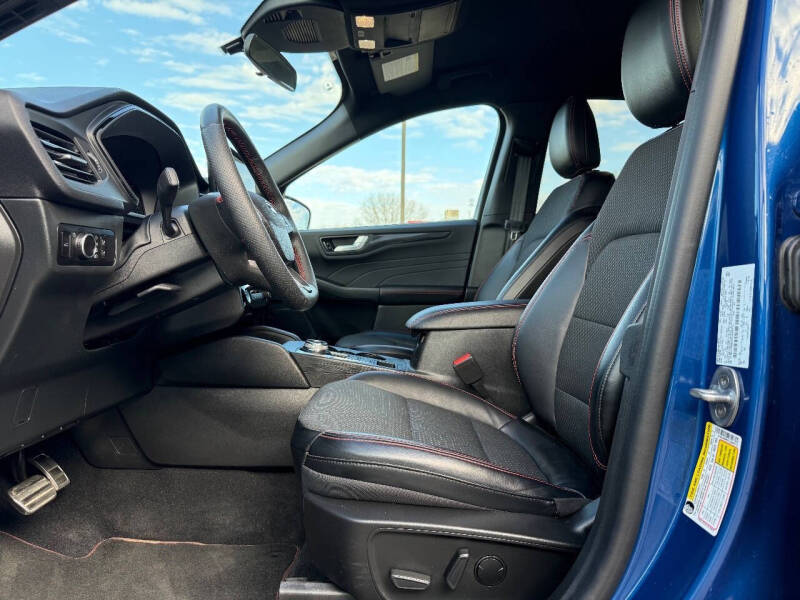 2023 Ford Escape ST-Line