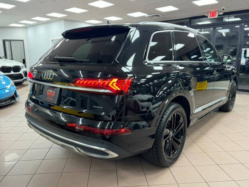 2022 Audi Q7 quattro Premium Plus 55 TFSI