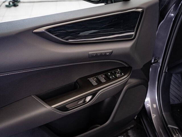 2026 Lexus NX 450h+ Luxury