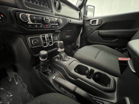 2023 Jeep Gladiator Sport