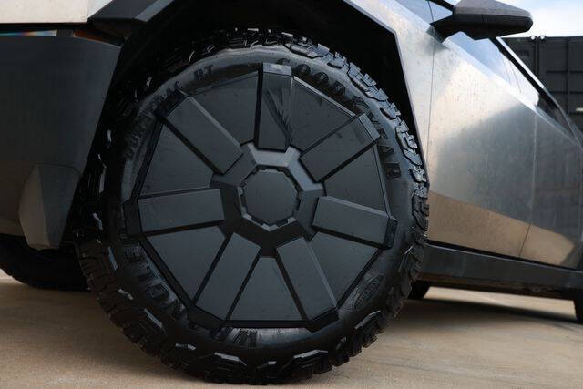 2024 Tesla Cybertruck