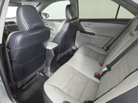 2016 Toyota Camry SE