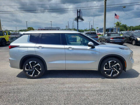 2024 Mitsubishi Outlander PHEV SEL