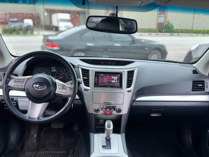 2011 Subaru Outback 2.5i Premium