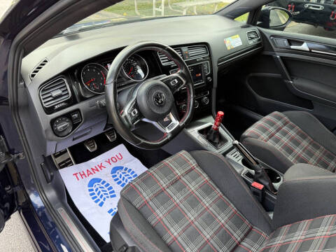 2017 Volkswagen Golf GTI S