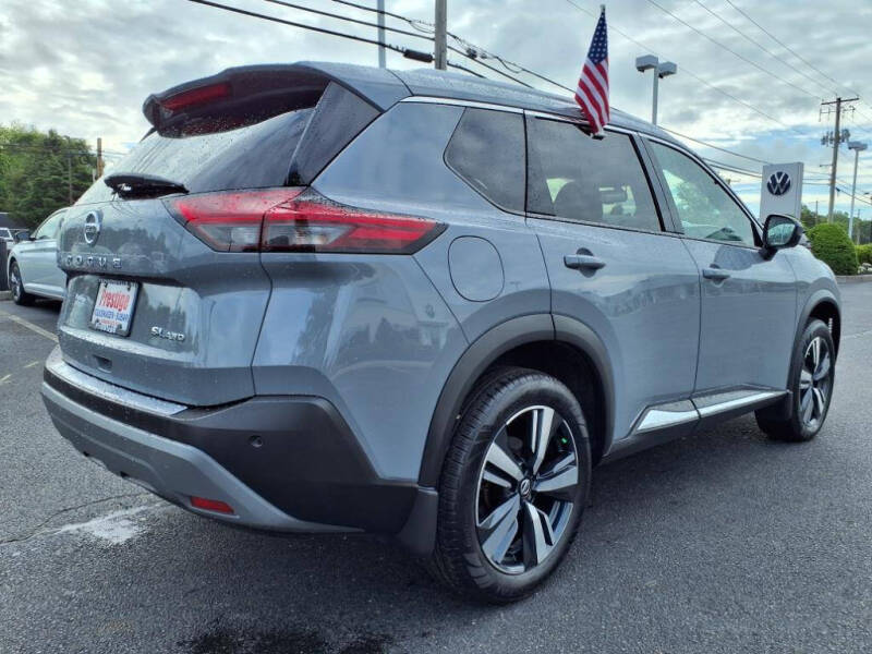 2021 Nissan Rogue SL