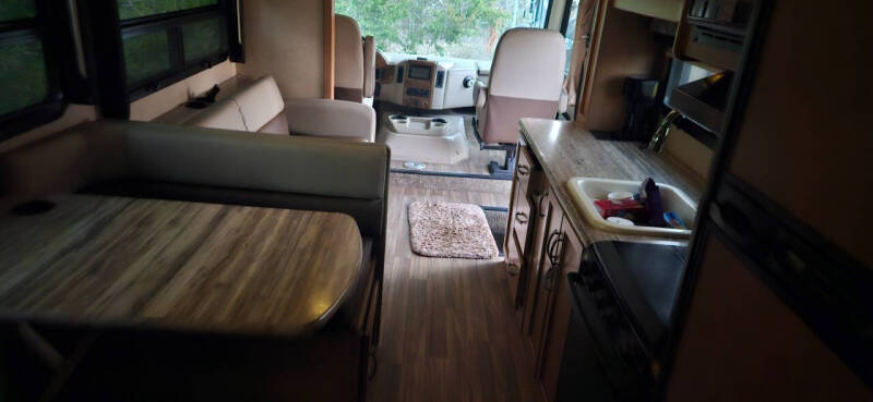 2017 Thor Motor Coach ACE 30.1