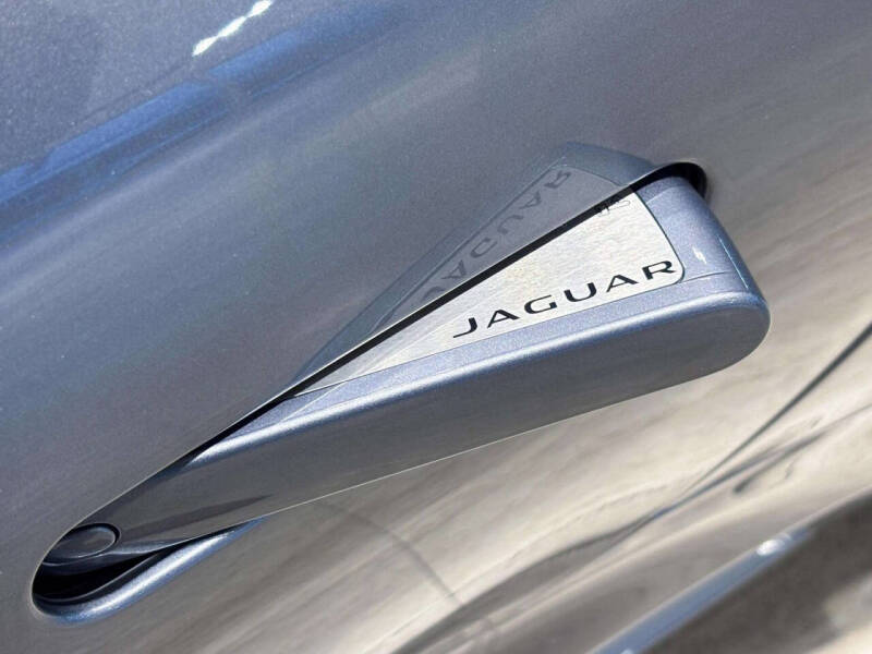 2024 Jaguar F-TYPE P575 R75