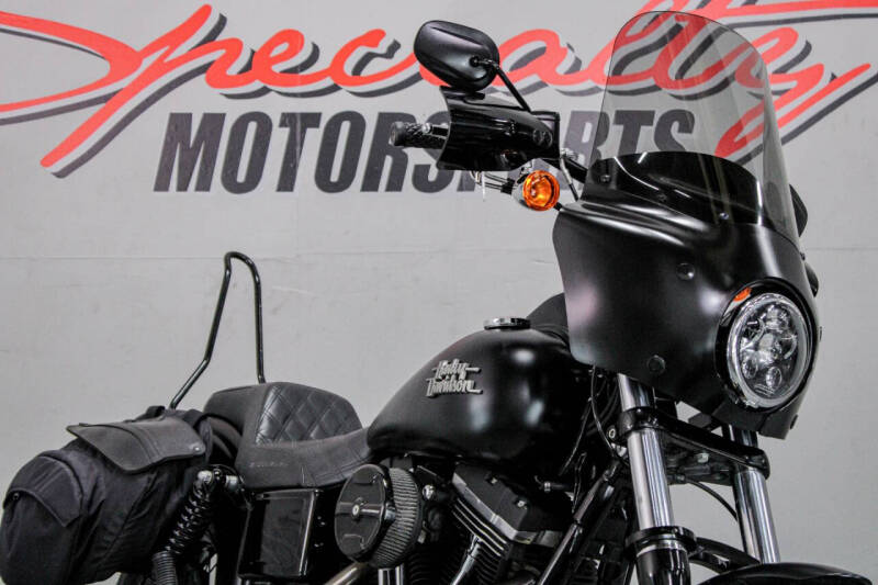 2016 Harley-Davidson Dyna Street Bob