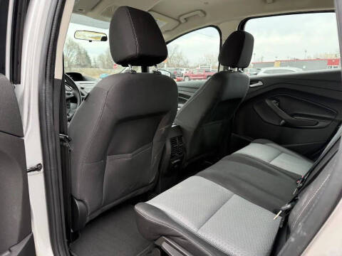 2017 Ford C-MAX Hybrid SE