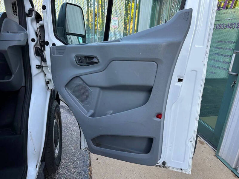 2016 Ford Transit 150