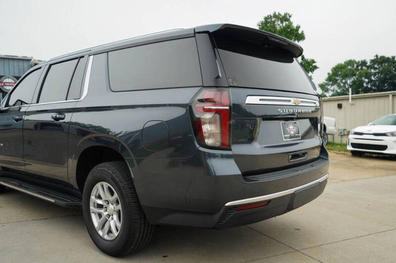 2021 Chevrolet Suburban LT