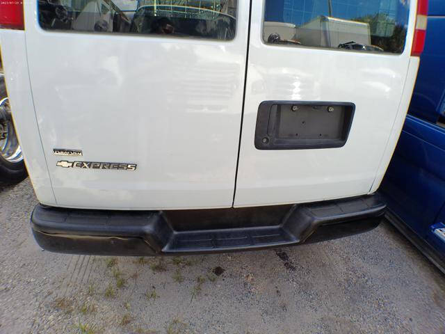 2011 Chevrolet Express 2500