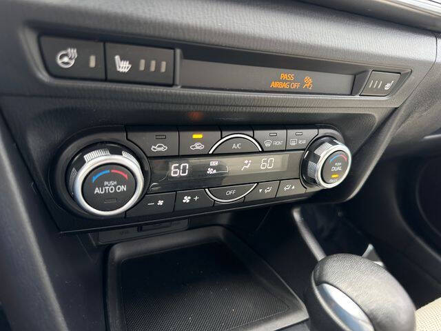 2017 Mazda MAZDA3 Grand Touring