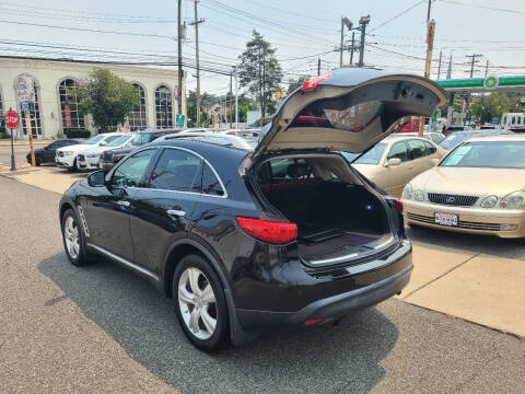 2011 Infiniti FX35