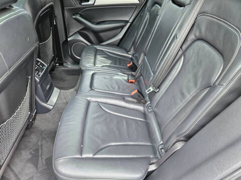 2014 Audi SQ5 3.0T quattro Premium Plus