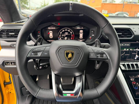 2022 Lamborghini Urus