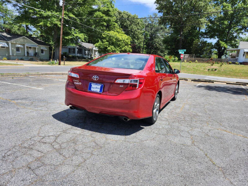 2014 Toyota Camry SE V6