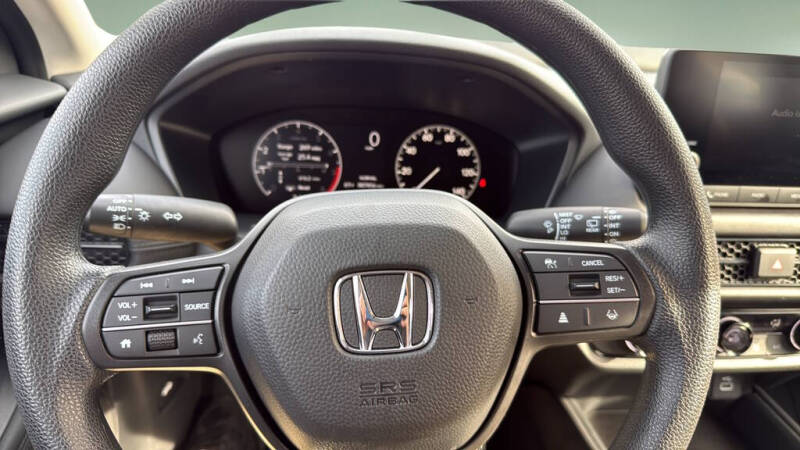 2025 Honda HR-V LX