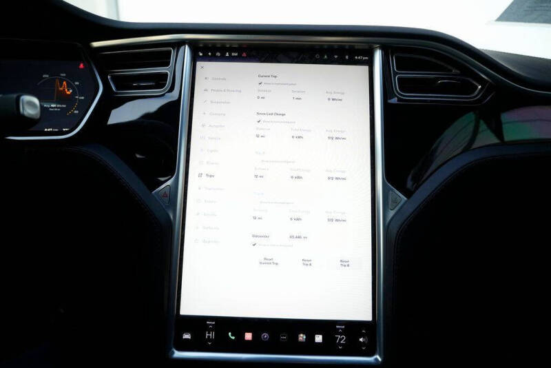 2017 Tesla Model S 75D