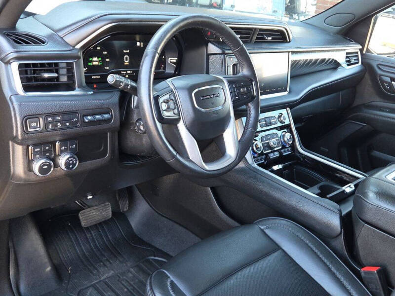 2022 GMC Yukon XL Denali