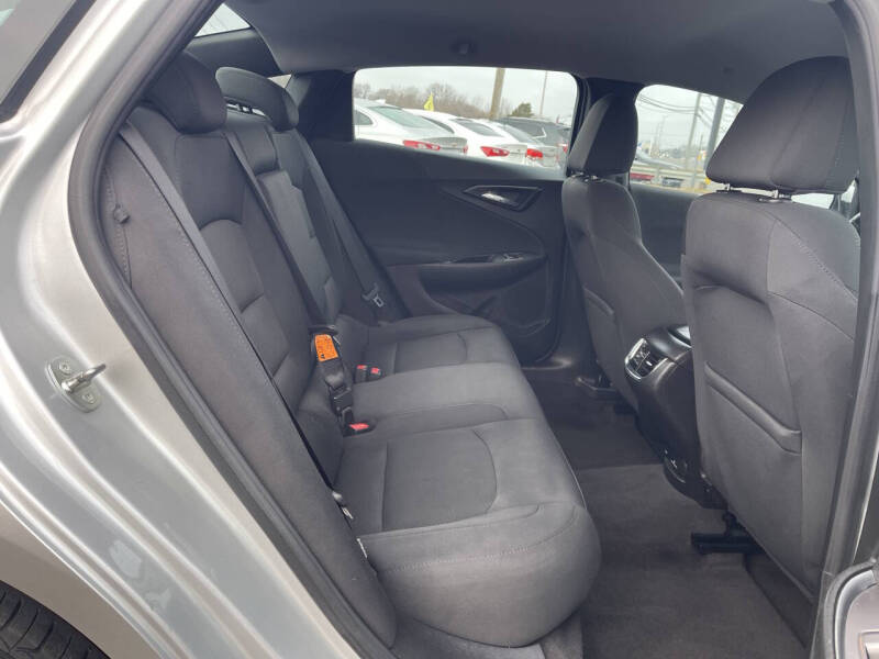 2017 Chevrolet Malibu LT