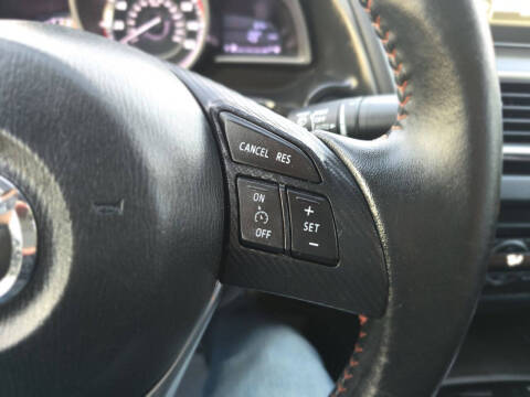 2016 Mazda MAZDA3 i Grand Touring