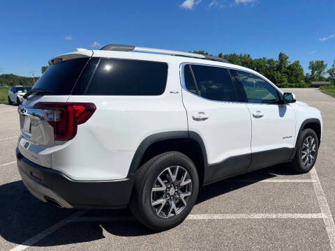 2022 GMC Acadia SLT