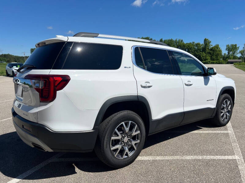 2022 GMC Acadia SLT