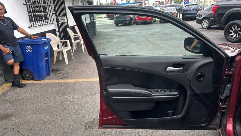 2020 Dodge Charger SXT