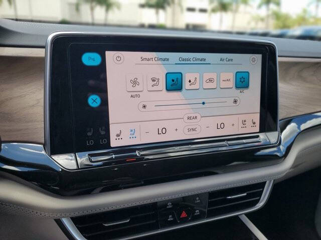 2026 Volkswagen Atlas SE