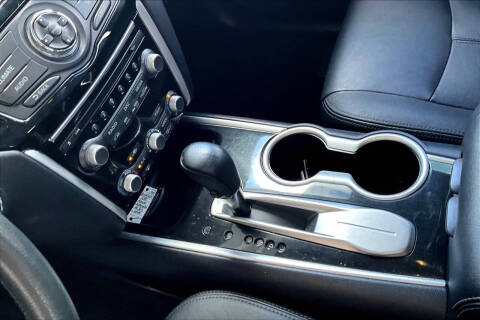 2018 Nissan Pathfinder SV