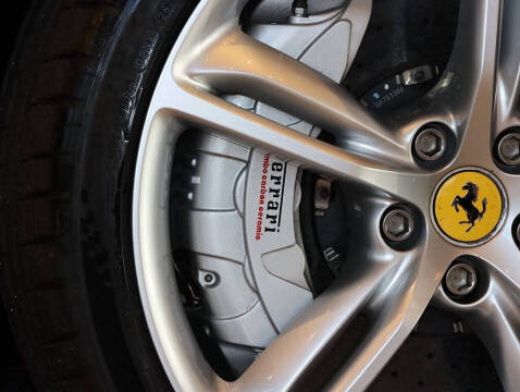 2023 Ferrari 296 GTS