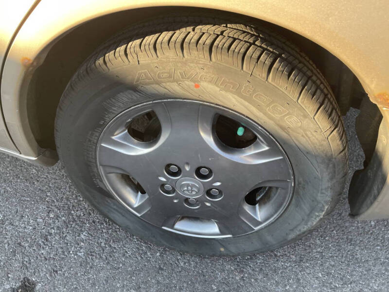 2003 Toyota Avalon XL