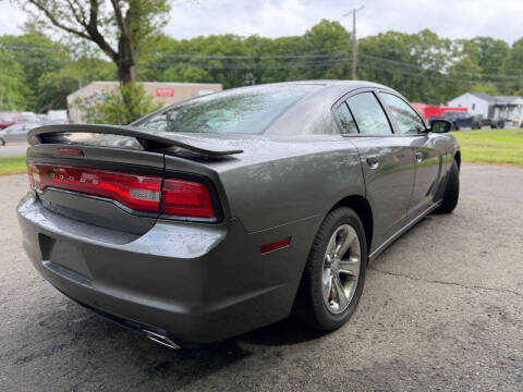 2012 Dodge Charger SE