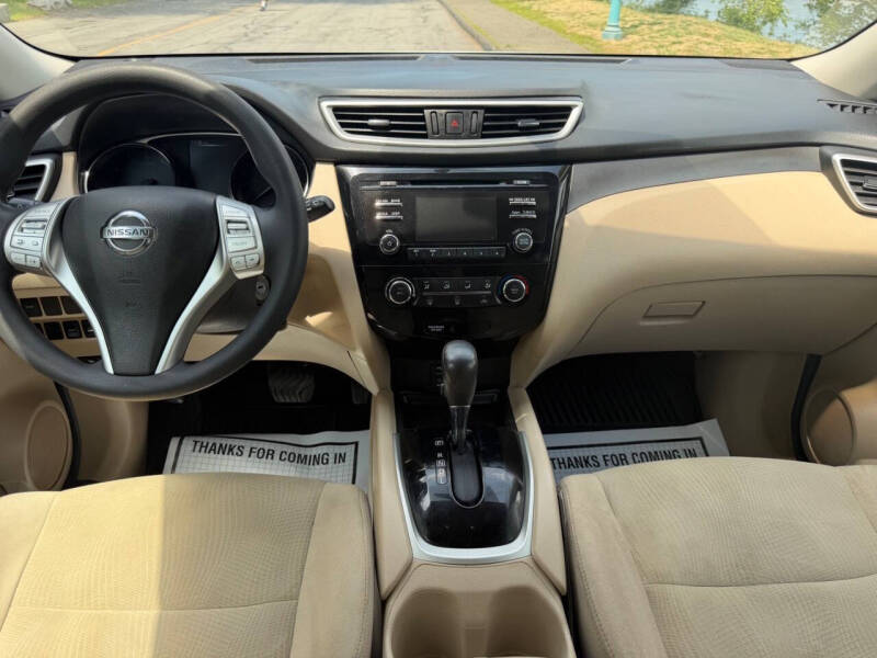 2016 Nissan Rogue S